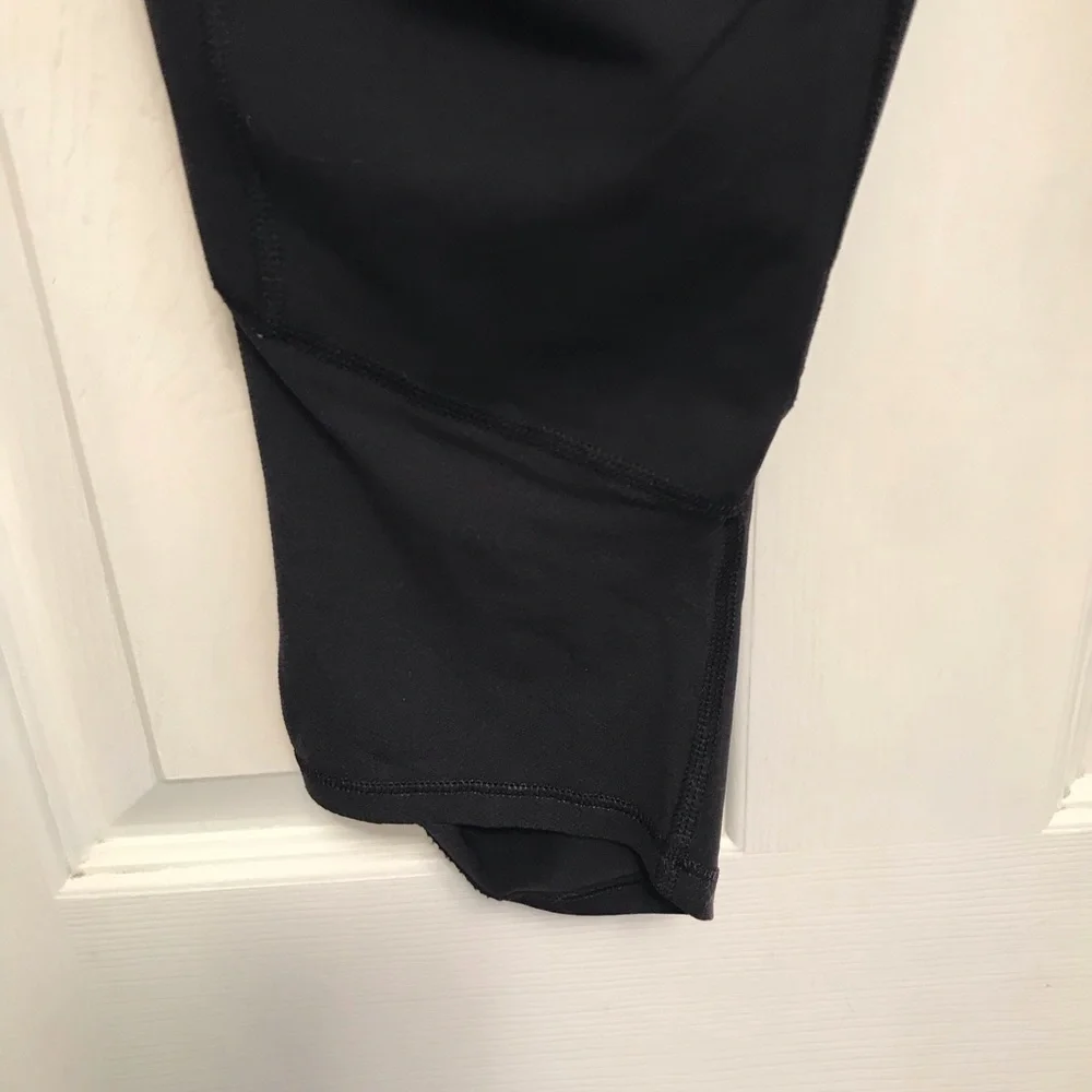 Lululemon Run For Your Life Crop Ruched Knee Leggings Black